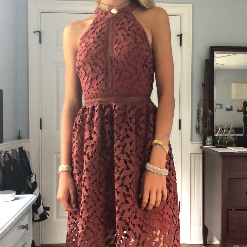 Lace midi dress